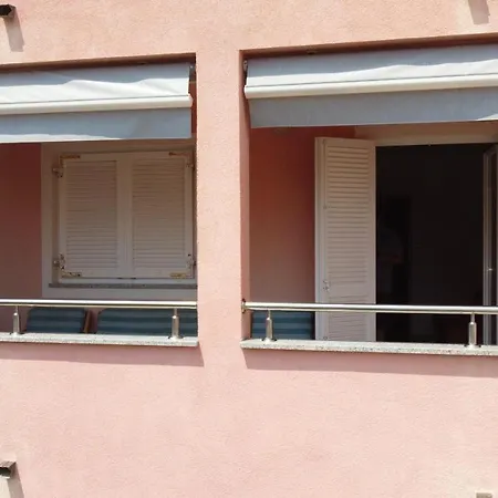 Molnar Apartment Premantura